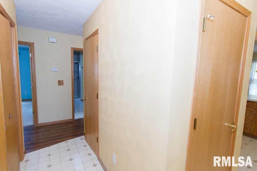 127 Easy Street Washington, IL 61571 - Photo 20 of 36 Gallery Image 20