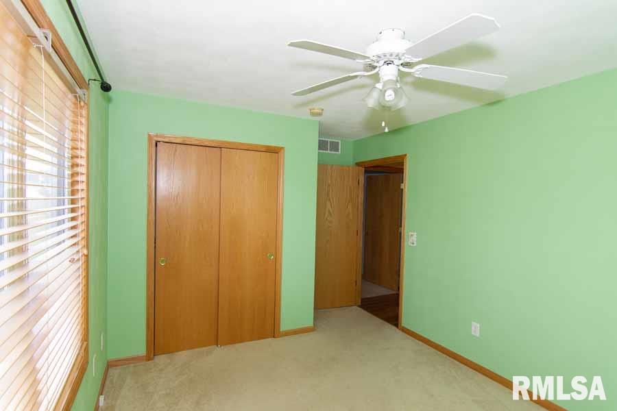 127 Easy Street Washington, IL 61571 - Photo 27 of 36 Gallery Image 27