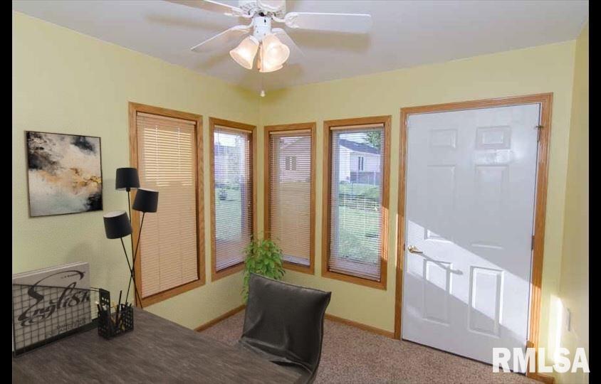 127 Easy Street Washington, IL 61571 - Photo 4 of 36 Gallery Image 4