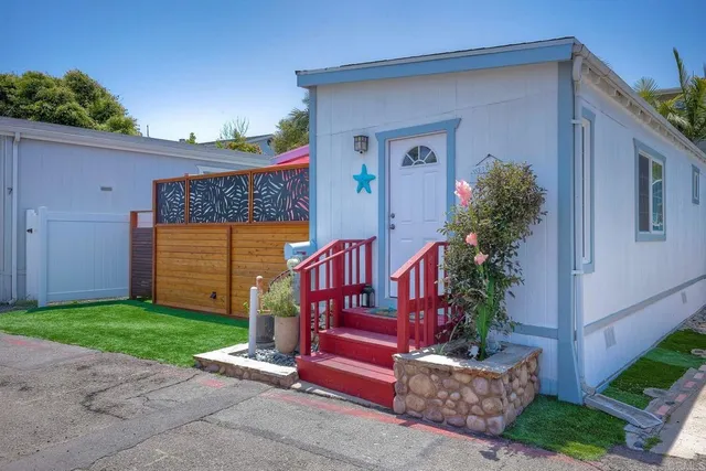 $349,000 | 155 West Jason Street, Unit 6, Encinitas, CA 92024