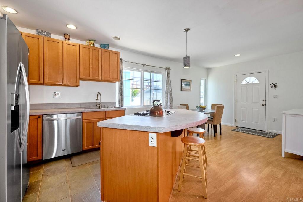 155 West Jason Street, Unit 6 Encinitas, CA 92024 - Photo 9 of 29