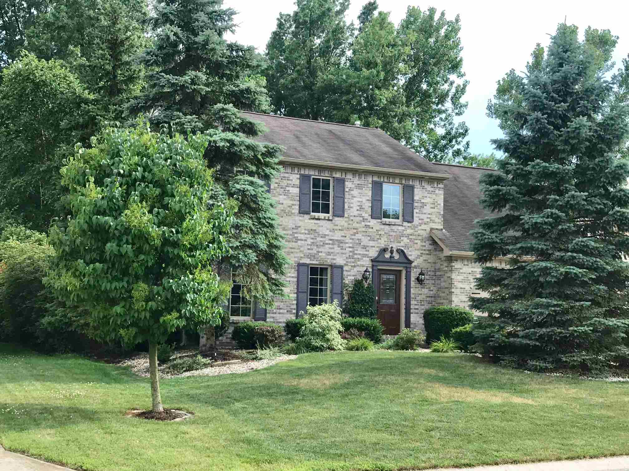 2017 Broken Oak Road Fort Wayne, IN 46818 - Photo 1 of 32