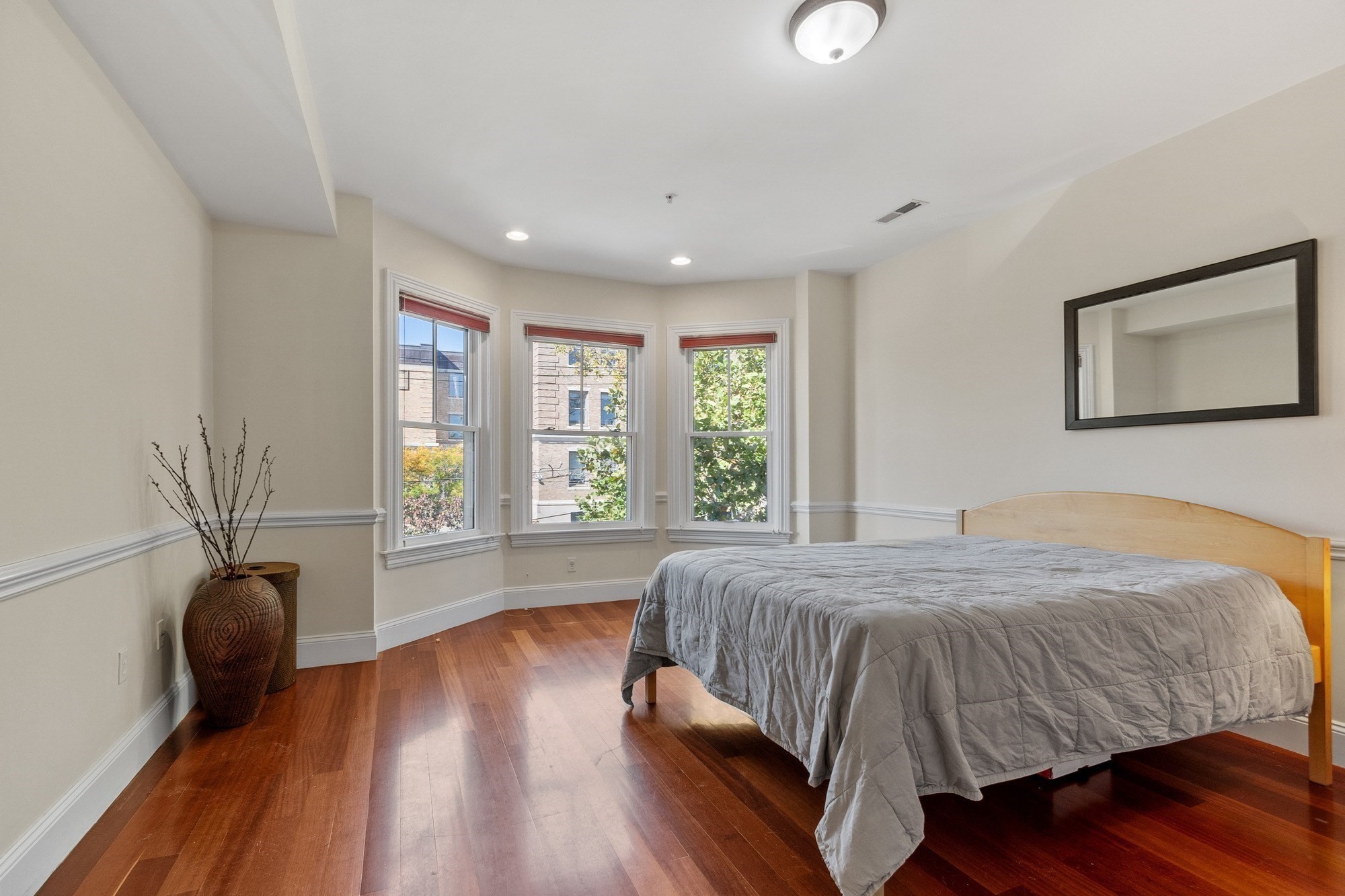 98 G Street, Unit 4 Boston, MA 02127 - Photo 22 of 41 Gallery Image 22