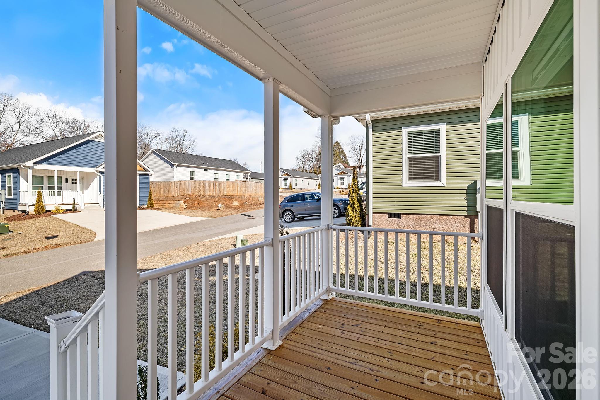 122 Bellamy Road Asheville, NC 28806 - Photo 4 of 34