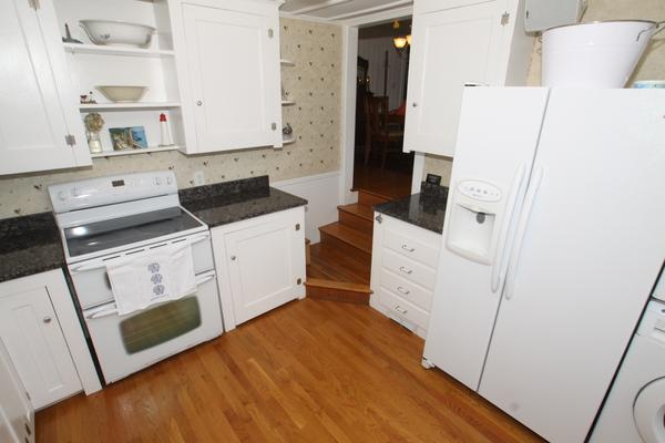 26 Wyman Road Marblehead, MA 01945 - Photo 14 of 28 Gallery Image 14
