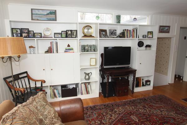 26 Wyman Road Marblehead, MA 01945 - Photo 7 of 28 Gallery Image 7