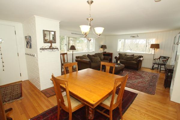 26 Wyman Road Marblehead, MA 01945 - Photo 8 of 28 Gallery Image 8