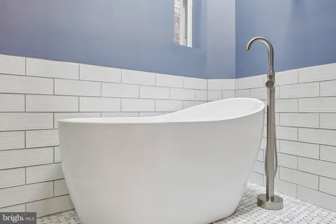 $4,500 | 1842 North Capitol Street Northwest, Washington, DC 20002