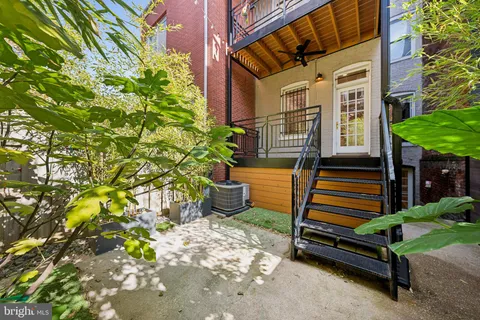 $4,500 | 1842 North Capitol Street Northwest, Washington, DC 20002