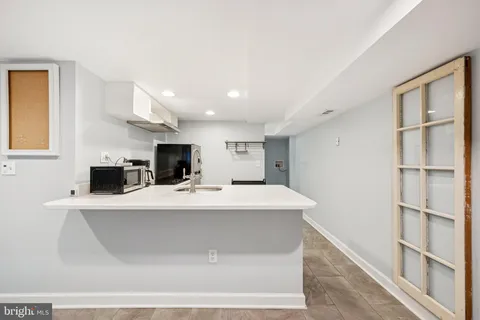 $4,500 | 1842 North Capitol Street Northwest, Washington, DC 20002