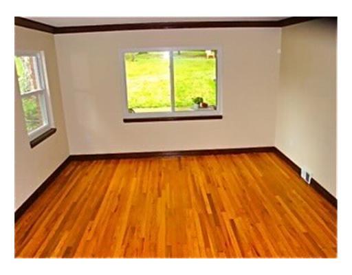 4677 Curry Road Whitehall, PA 15236 - Photo 3 of 18 Living Room.