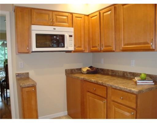 4677 Curry Road Whitehall, PA 15236 - Photo 7 of 18 Kitchen.