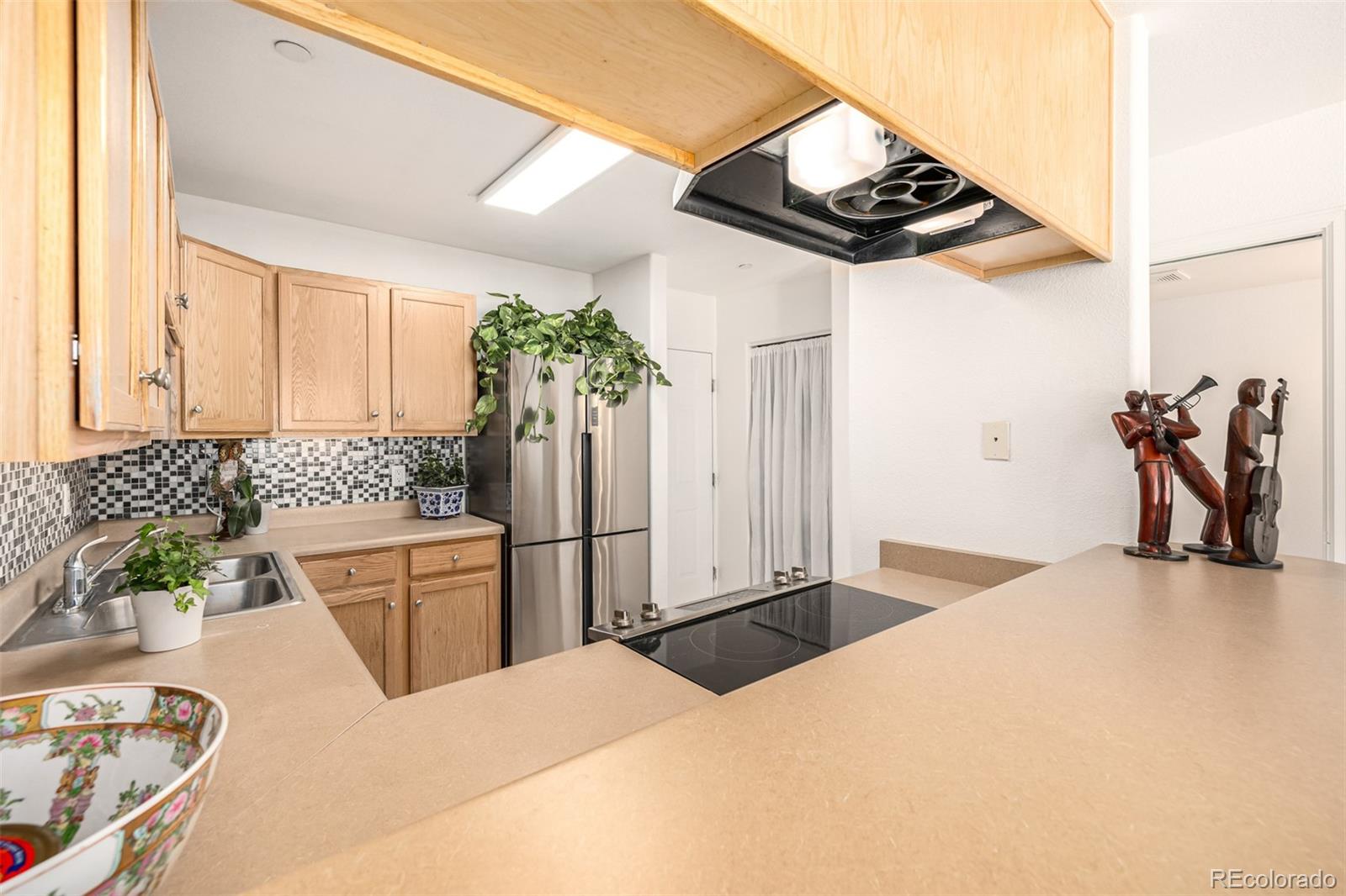 216 Main Street, Unit R315 Edwards, CO 81632 - Photo 10 of 44 Gallery Image 10
