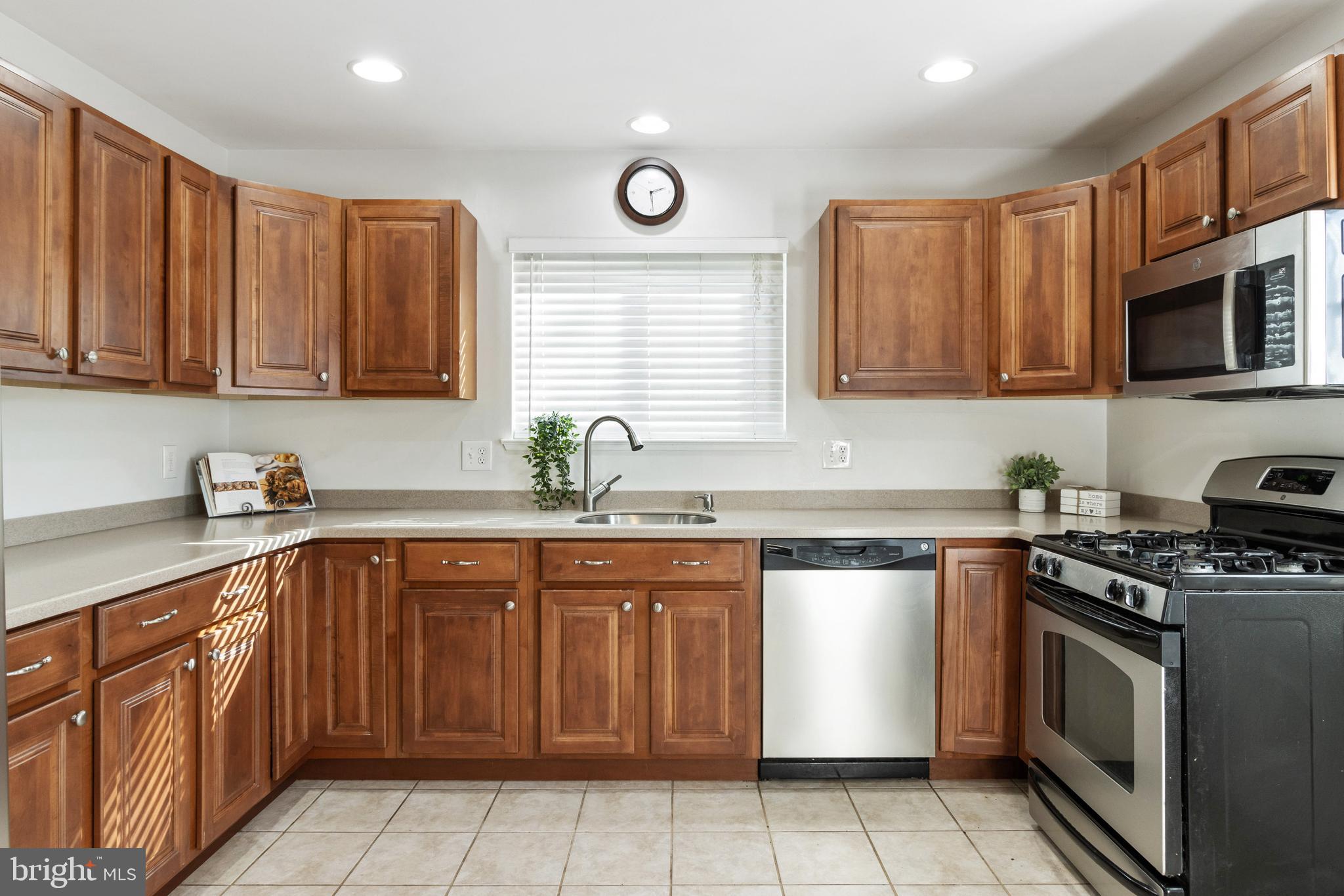 1524 Adamsview Road Catonsville, MD 21228 - Photo 14 of 50 Gallery Image 14
