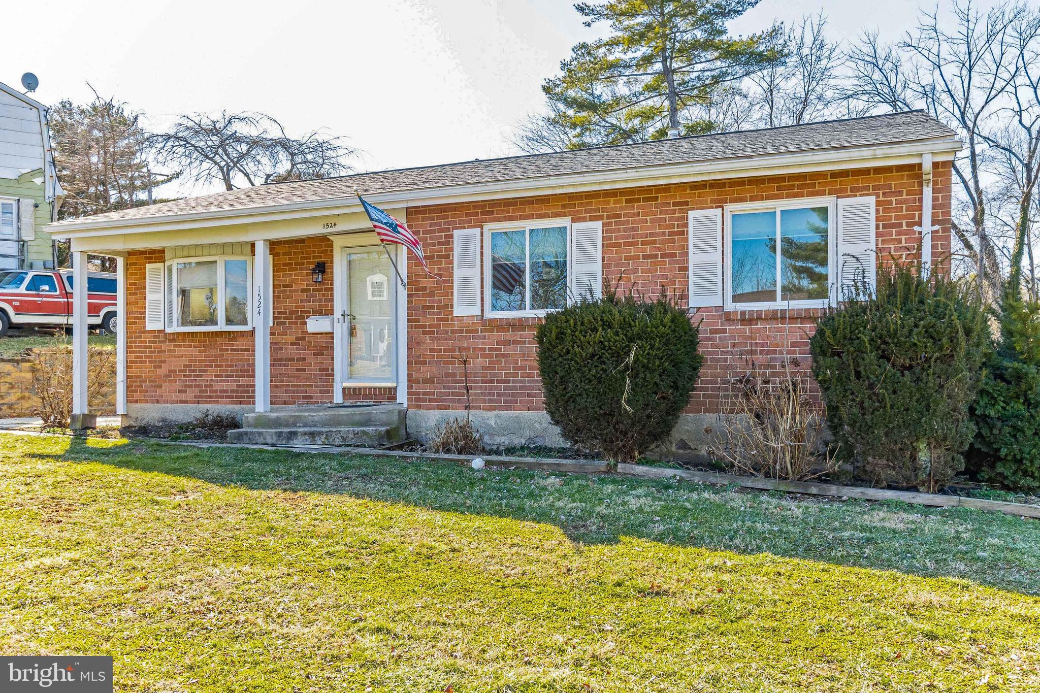 1524 Adamsview Road Catonsville, MD 21228 - Photo 4 of 50 Gallery Image 4