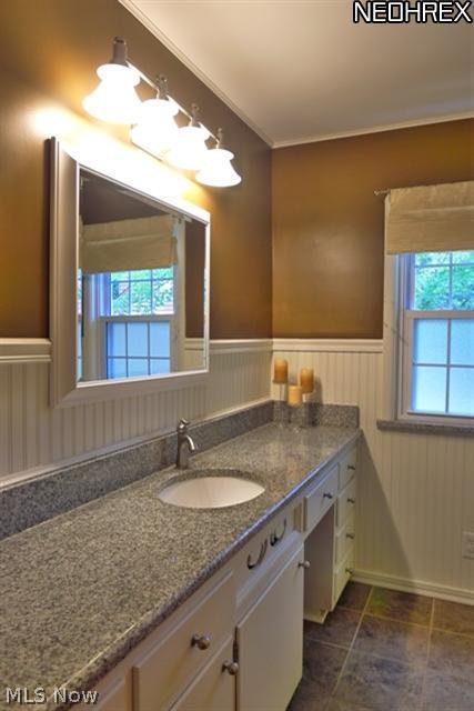 4689 Lander Road Chagrin Falls, OH 44022 - Photo 8 of 18 Gallery Image 8
