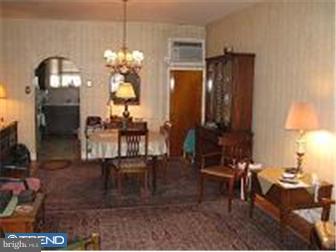 1939 West Ritner Street Philadelphia, PA 19145 - Photo 3 of 11 Living Room
