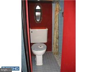 1939 West Ritner Street Philadelphia, PA 19145 - Photo 9 of 11 Bathroom