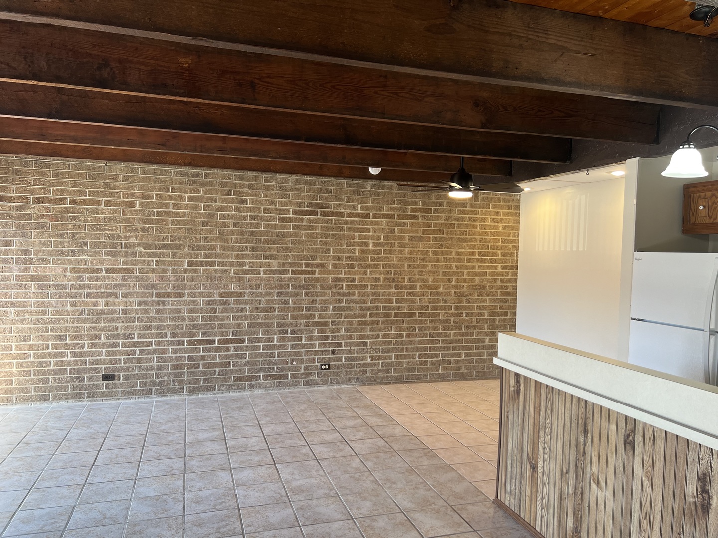702 Kenneth Circle Elgin, IL 60120 - Photo 7 of 15 Gallery Image 7