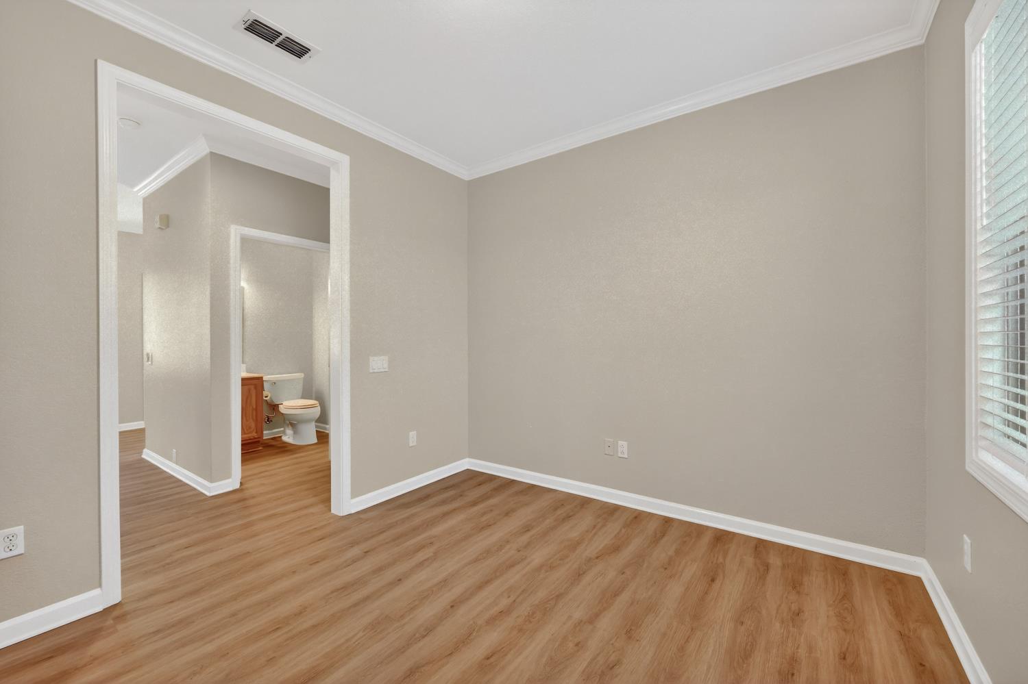 2272 Winding Way Lincoln, CA 95648 - Photo 16 of 46 wooden floor in an empty room