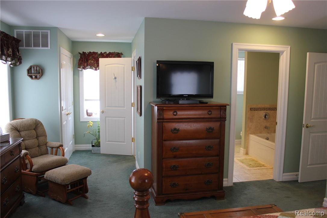 12187 Kipp Road Goodrich, MI 48438 - Photo 20 of 93 IMG_3729.JPG