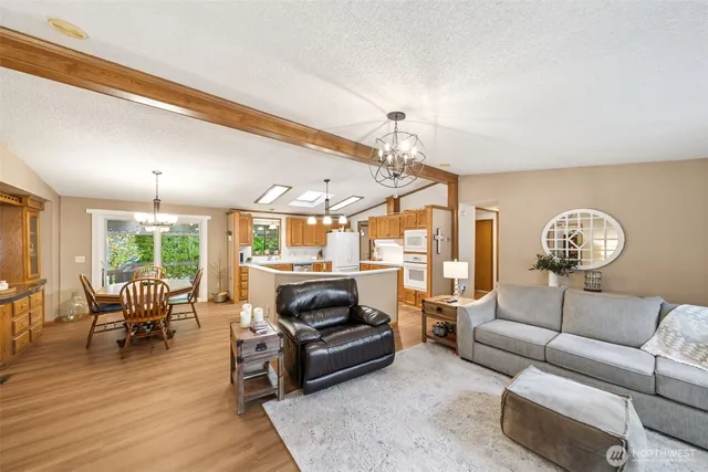 $199,900 | 2350 Rincon Avenue, Enumclaw, WA 98022