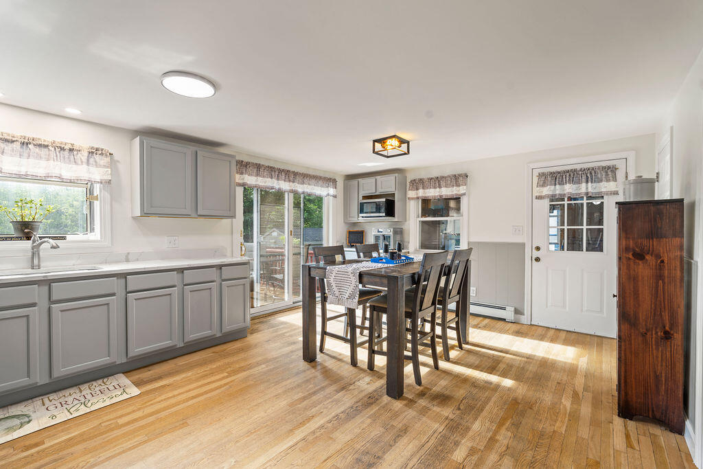 87 Long Swamp Road Berwick, ME 03901 - Photo 7 of 29 DSC09696