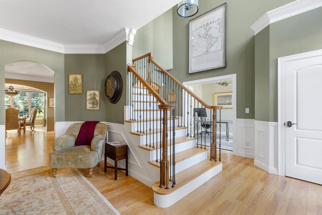 150 Prospect Street Shrewsbury, MA 01545 - Photo 2 of 37