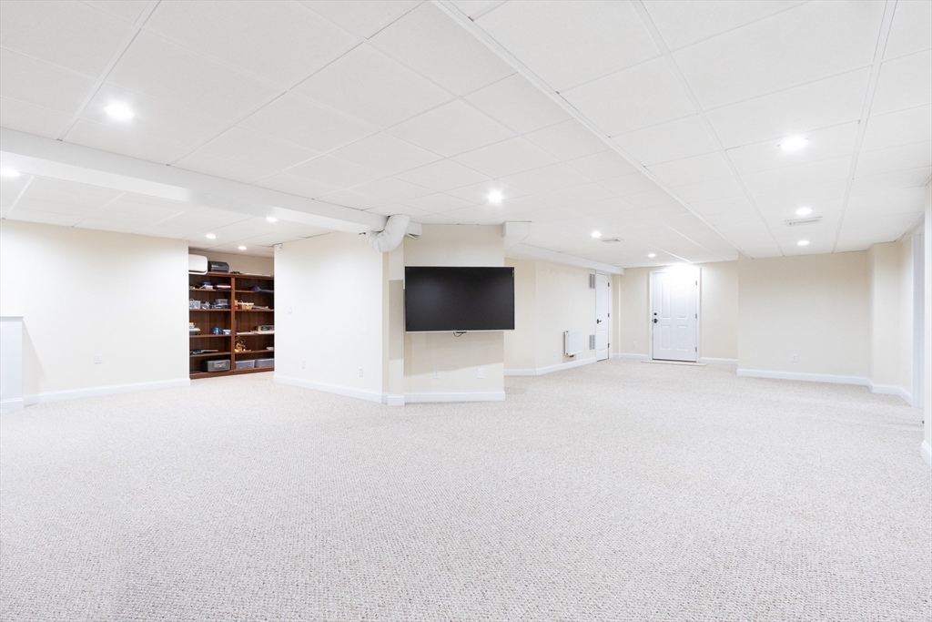 150 Prospect Street Shrewsbury, MA 01545 - Photo 31 of 37