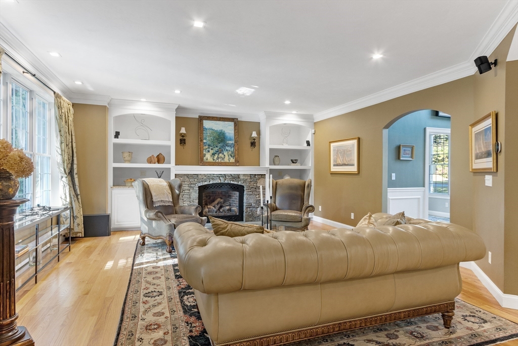 150 Prospect Street Shrewsbury, MA 01545 - Photo 9 of 37