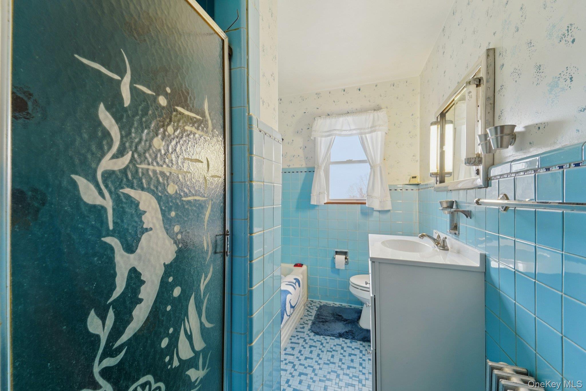 350 Barrett Hill Road Mahopac, NY 10541 - Photo 9 of 21 a bathroom with a sink toilet and shower