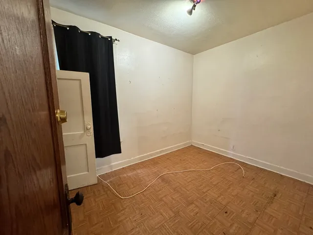 $299,900 | 5246 West Congress Parkway, Chicago, IL 60644