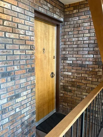 $149,900 | 11000 Keating Avenue, Unit 2D, Oak Lawn, IL 60453