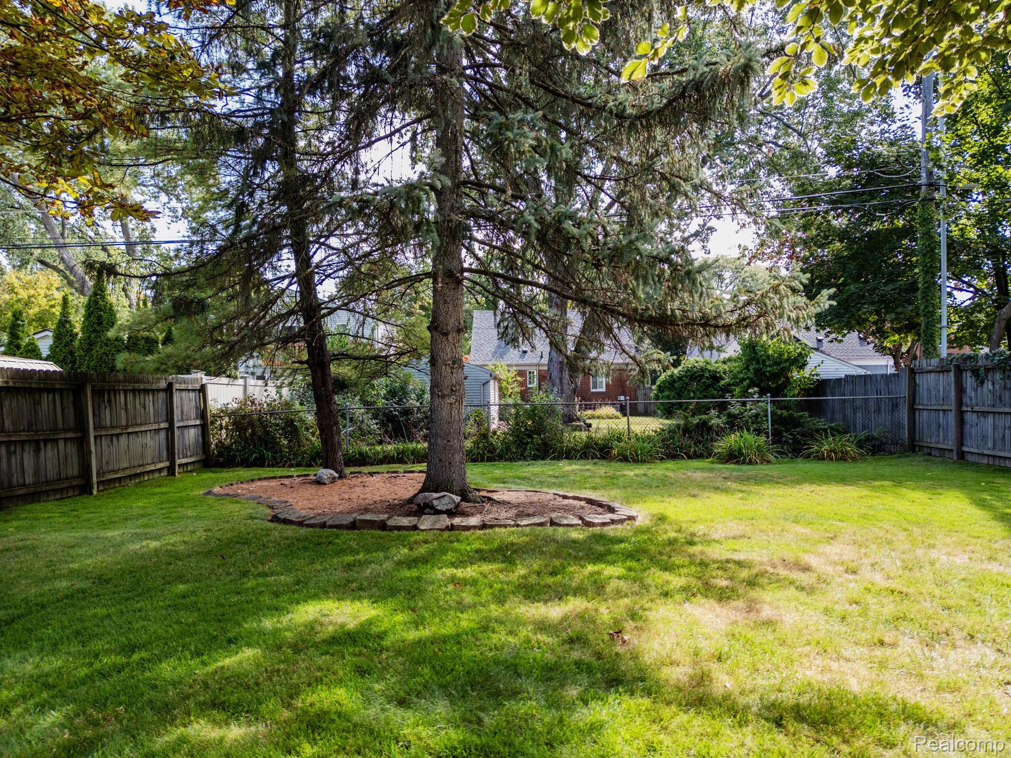 2786 Manchester Road Birmingham, MI 48009 - Photo 37 of 39