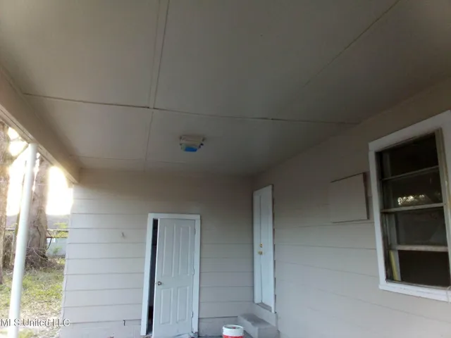 $65,000 | 203 Fisher Street, Batesville, MS 38606