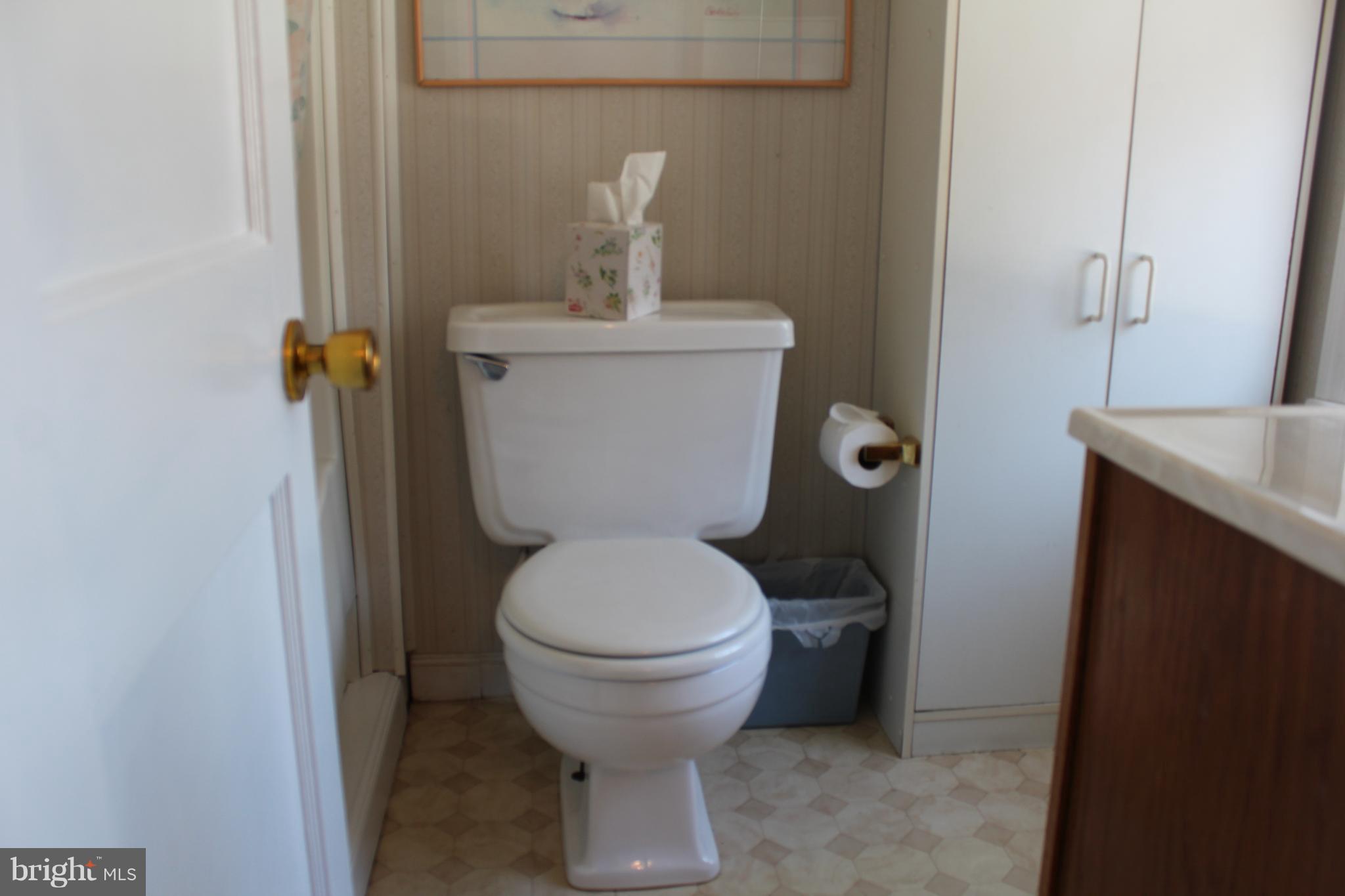 208 Charles Road Linthicum Heights, MD 21090 - Photo 14 of 21 Bath