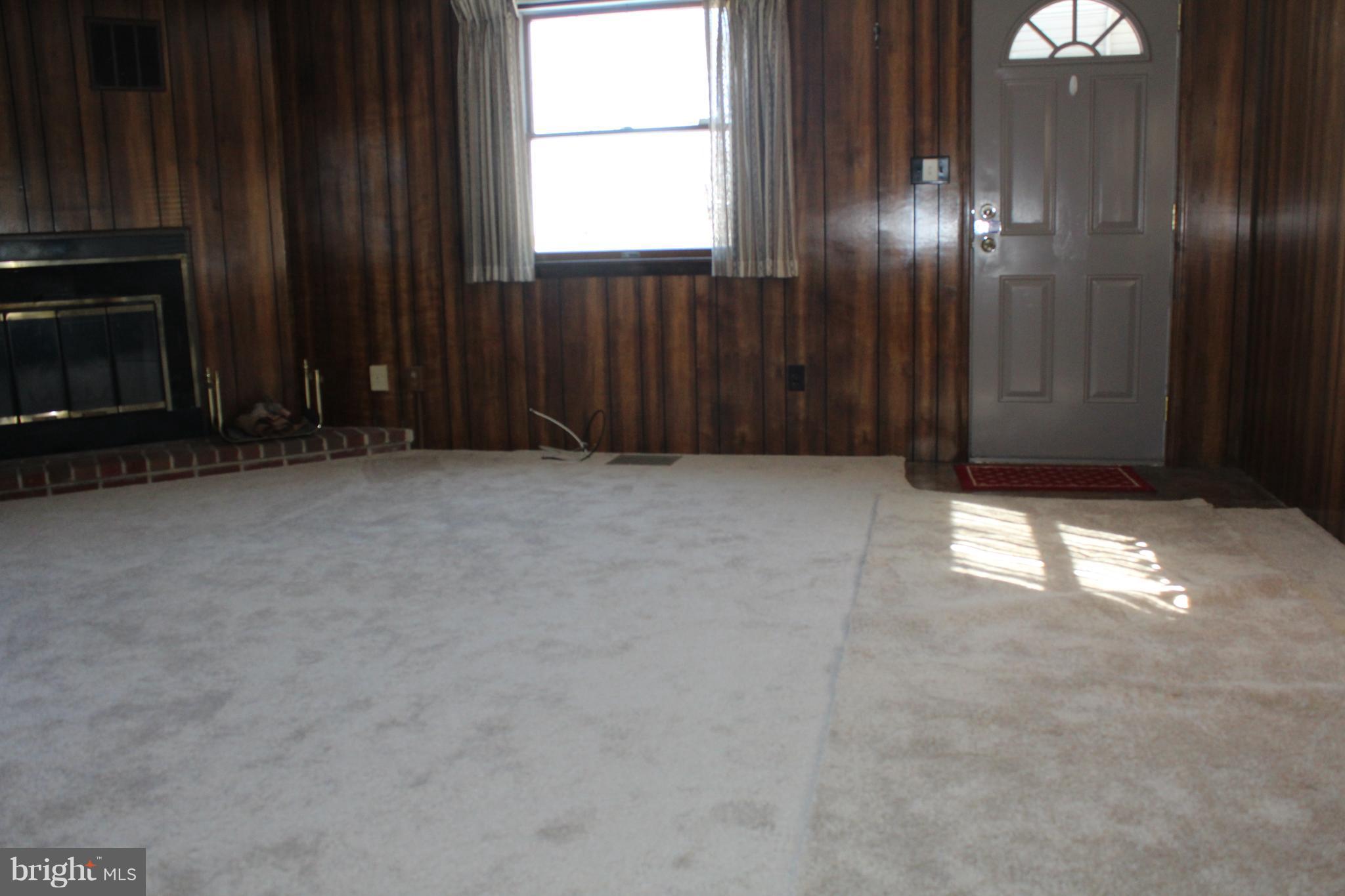 208 Charles Road Linthicum Heights, MD 21090 - Photo 16 of 21 Family Room