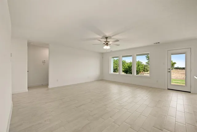 $339,900 | 1020 Gatlin Circle, Springtown, TX 76082