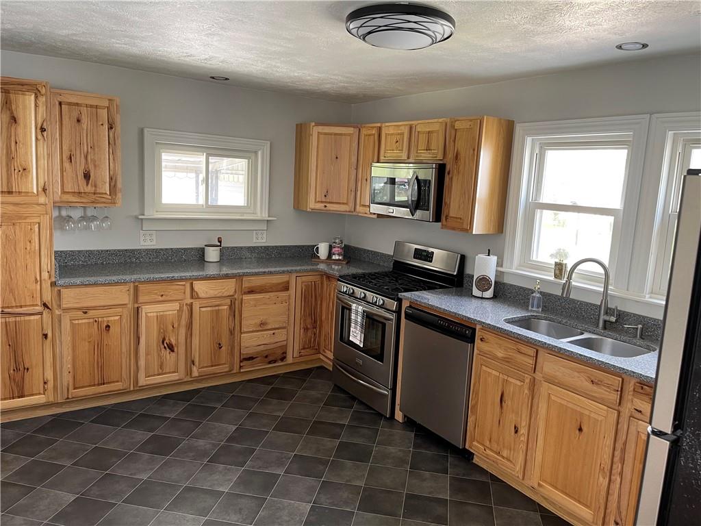 461 South Eighty Eight Road Carmichaels, PA 15320 - Photo 10 of 23 Gallery Image 10