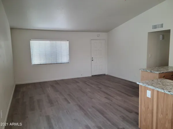 $1,800 | 1008 West Malibu Drive, Tempe, AZ 85282