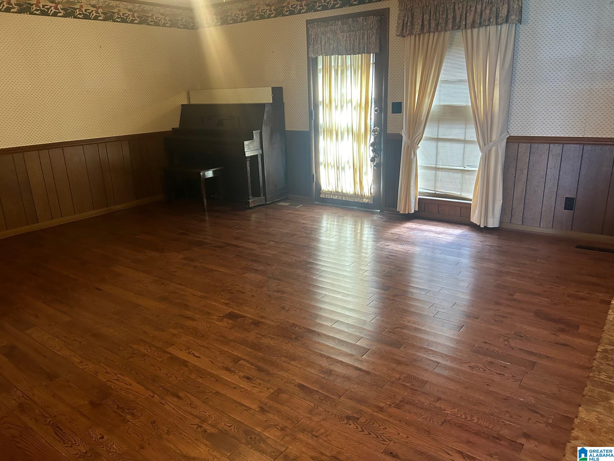2515 Simpson Street Anniston, AL 36201 - Photo 13 of 36