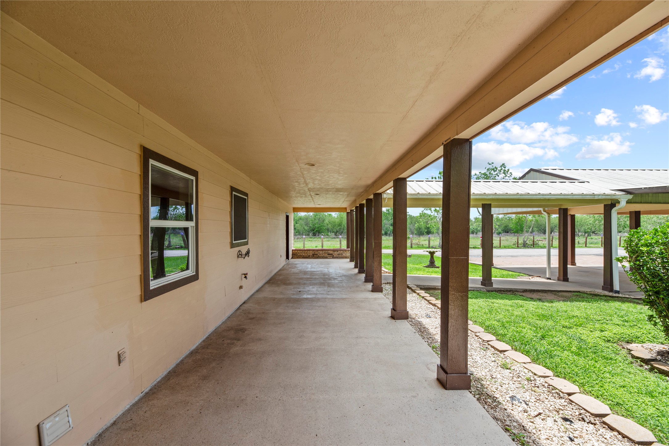 523 Moore Bar Road Rosenberg, TX 77471 - Photo 17 of 50 Opposite view of back patio.
