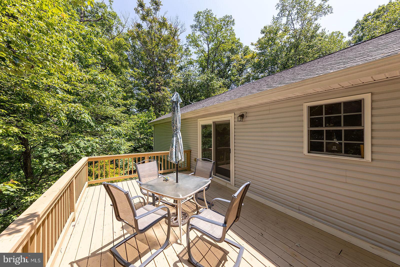 210 Greenbriar Circle Cross Junction, VA 22625 - Photo 19 of 45 Property backs to trees