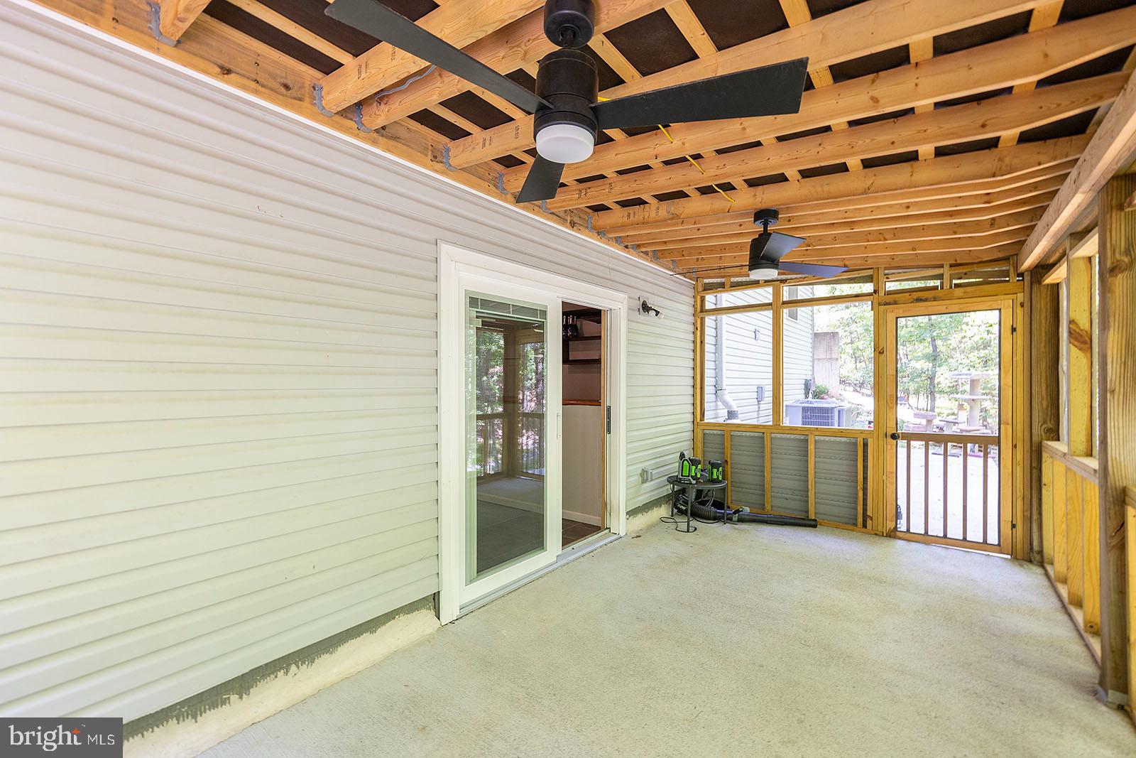 210 Greenbriar Circle Cross Junction, VA 22625 - Photo 42 of 45 Has access to back patio