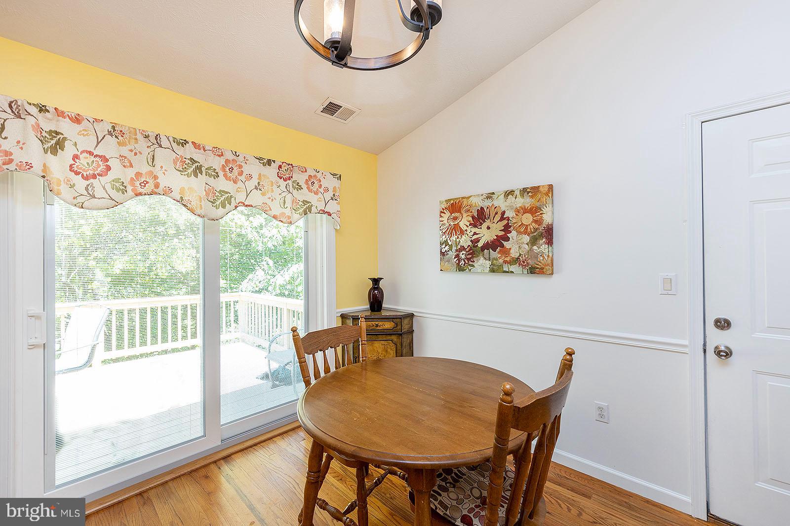 210 Greenbriar Circle Cross Junction, VA 22625 - Photo 9 of 45 Eat-in area of the kitchen