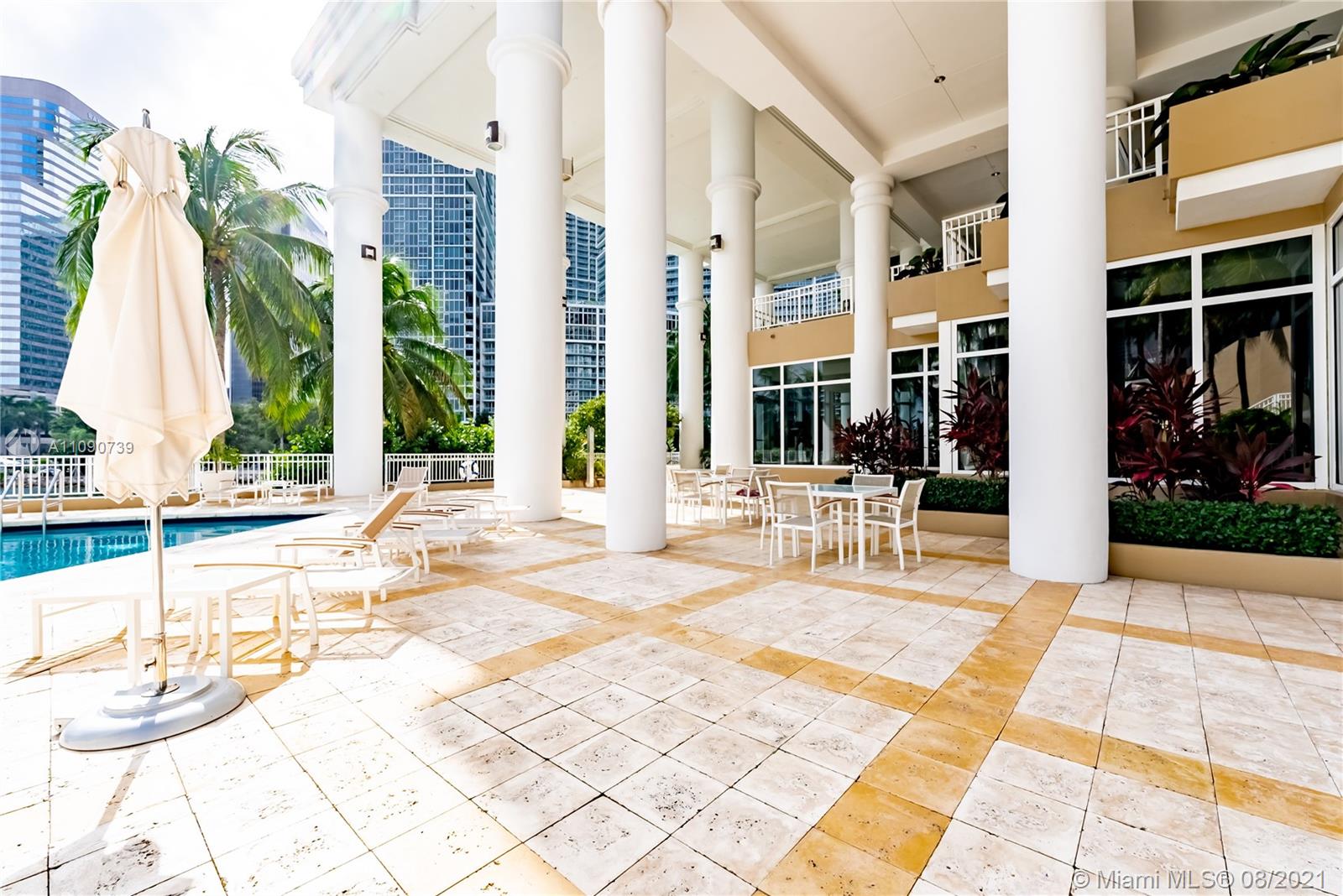801 Brickell Key Boulevard, Unit 806 Miami, FL 33131 - Photo 8 of 20 a building exterior with furniture