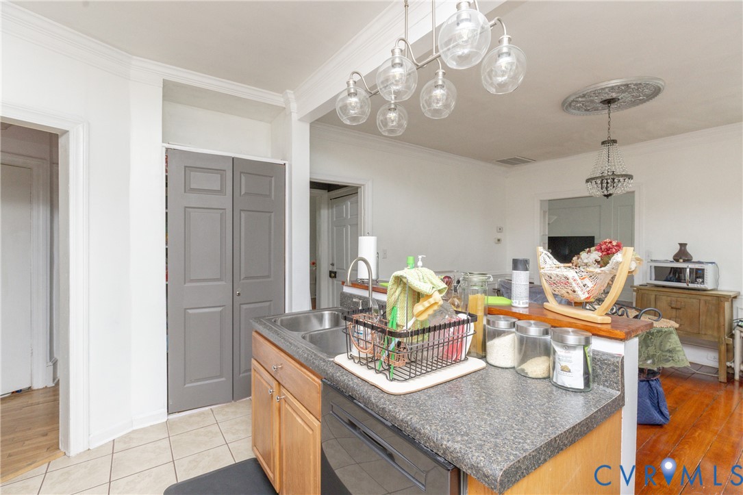 1124 Northampton Road Petersburg, VA 23805 - Photo 12 of 33
