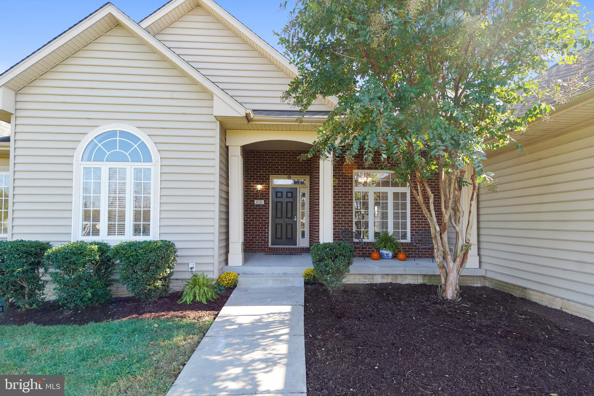 4521 Green Valley Road Monrovia, MD 21770 - Photo 2 of 36 Front Porch