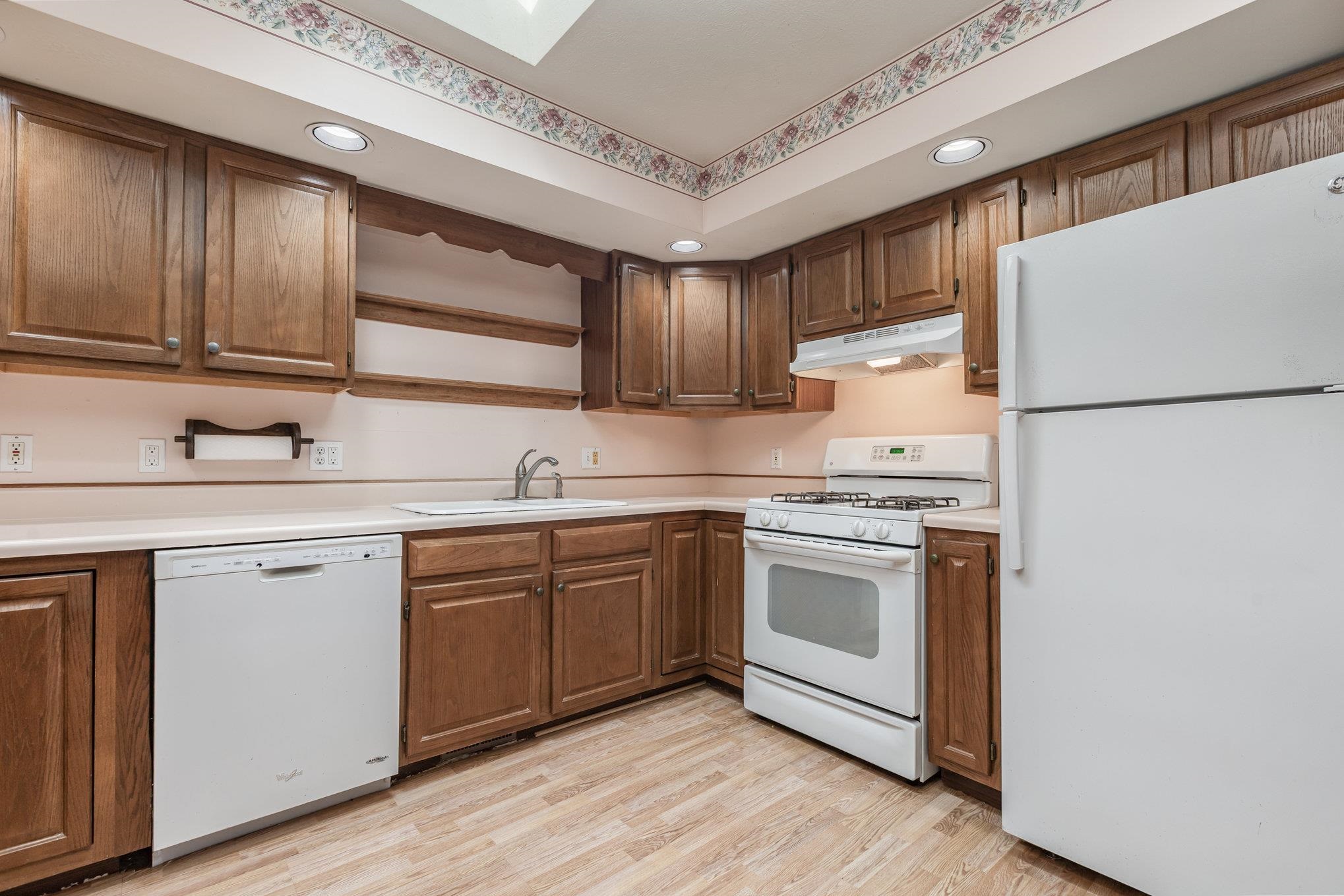 7165 30 3/4 Road Cadillac, MI 49601 - Photo 4 of 33 Gallery Image 4