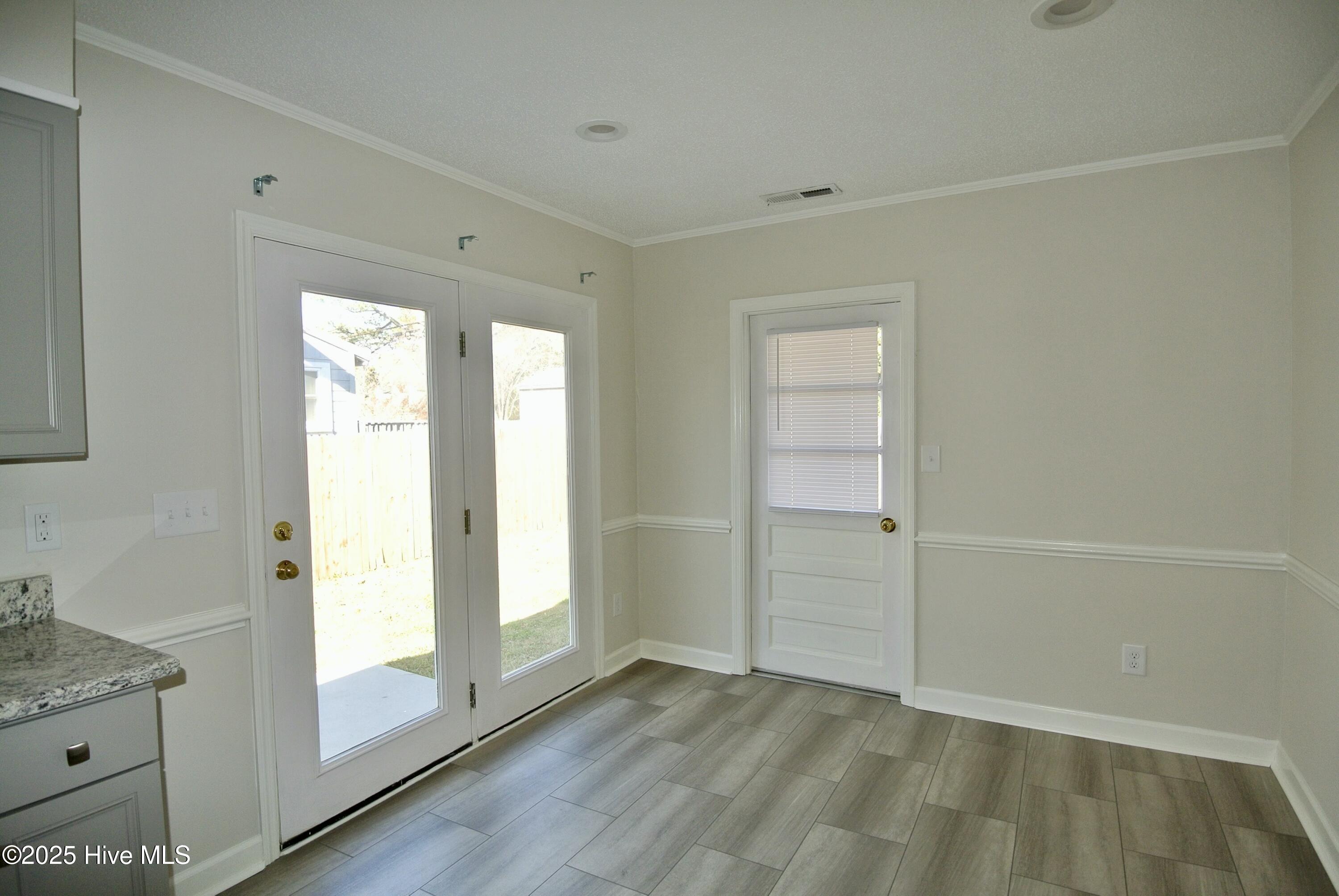 1416 Rhem Avenue New Bern, NC 28560 - Photo 13 of 22 Kitchen